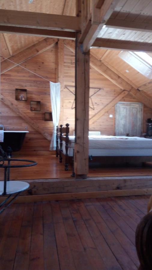Au Coeur De Agreve -sejour Homestay Saint-Agreve