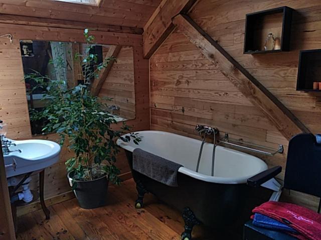 Homestay Au Coeur De Agreve -sejour *